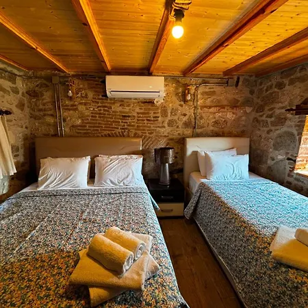 Resort Vesta House Bademli - Liman Meyhanesi Dikili